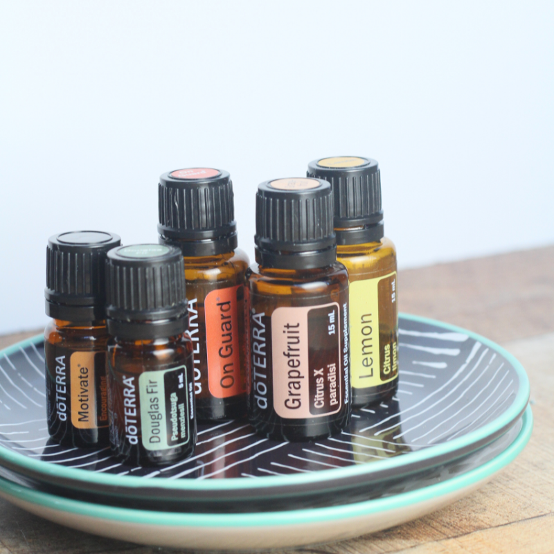 26 Best Winter Essential Oils Diffuser Blend & 5 Skin Winter Blends