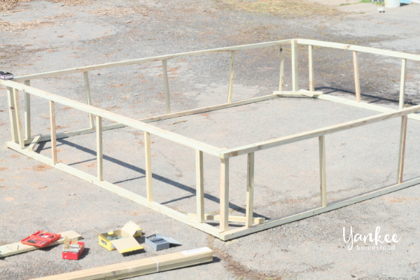 DIY Chicken Tractor | Yankee Homestead