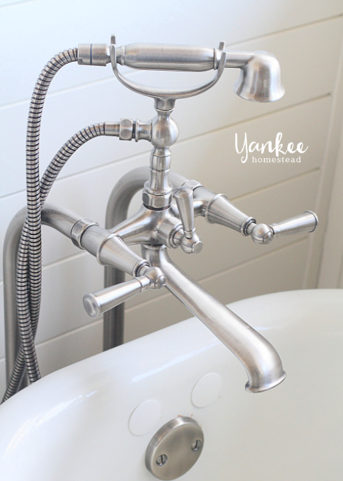 How to Refinish a Vintage Claw Foot Tub | Yankee Homestead