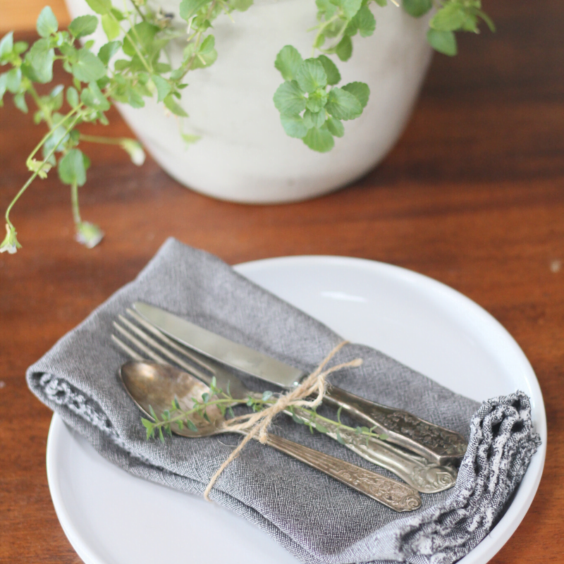 Do People Iron Cloth Napkins Before Setting The Table?