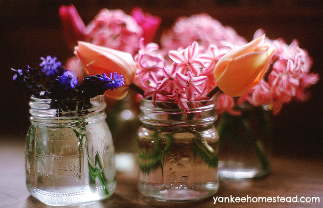 10 Practical Ways to Help a Friend in Need | Yankeehomestead.com
