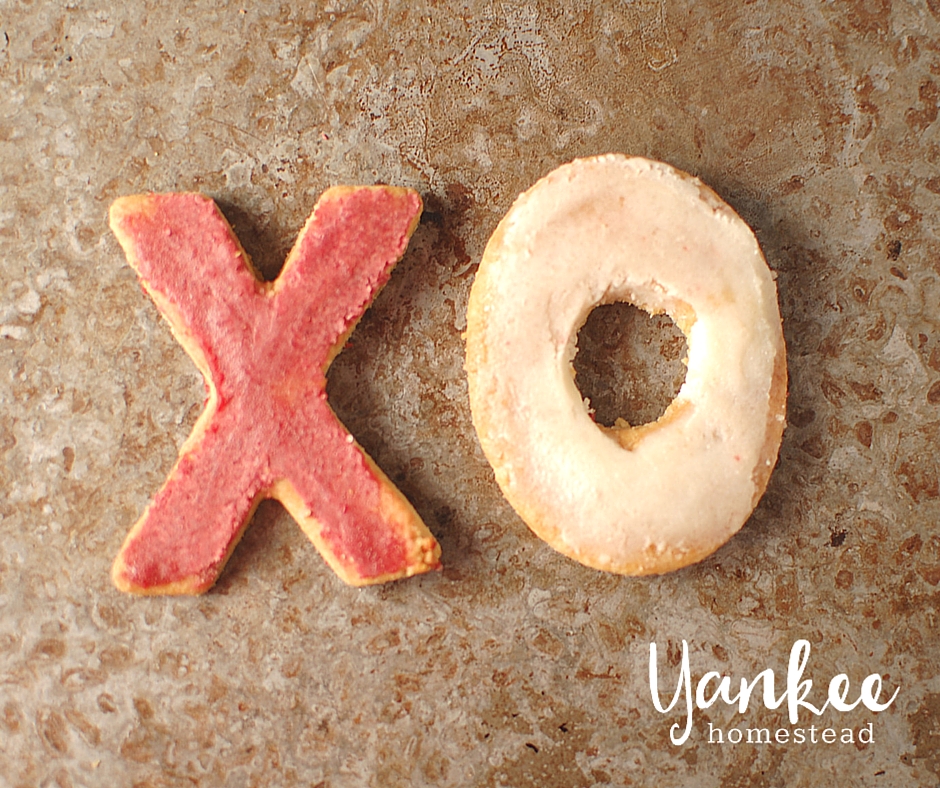 How to Make Your Own Natural Food Coloring | Yankee Homestead