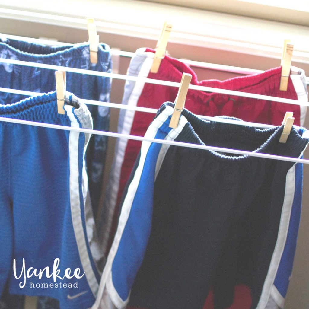 4 Nontoxic Ways to Get Rid of Laundry Static | Yankee Homestead