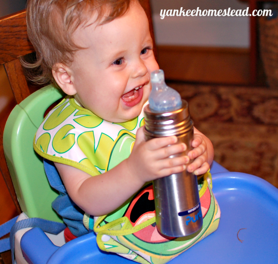 Mesh Baby Feeder Roots & Boots