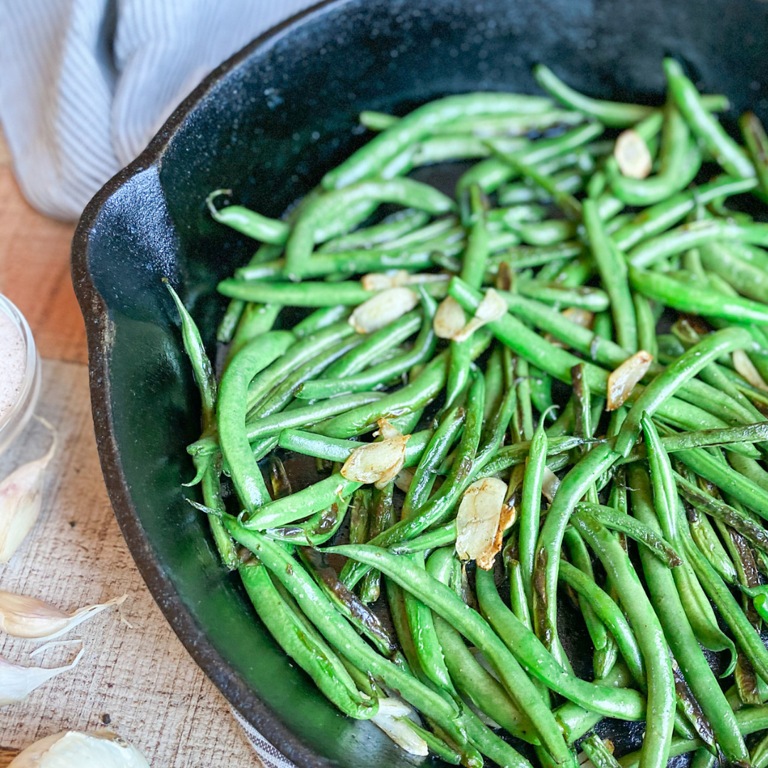 Garlicky Green Beans | Roots & Boots