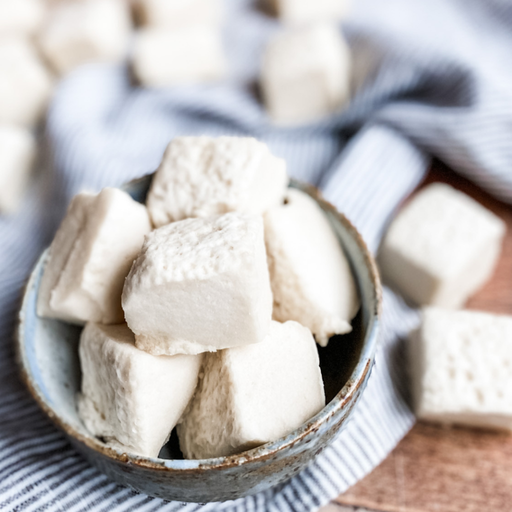 Homemade Paleo Marshmallows - Roots & Boots