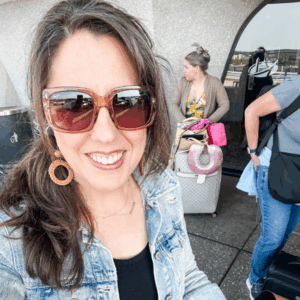 Natural Fiber Outfits I Wore Visiting Nashville in Spring | Roots & Boots