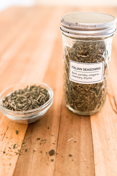 Homemade Italian Seasoning Blend | Roots & Boots