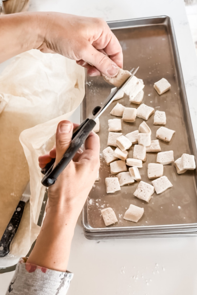 How to Freeze Dry Homemade Marshmallows | Roots & Boots