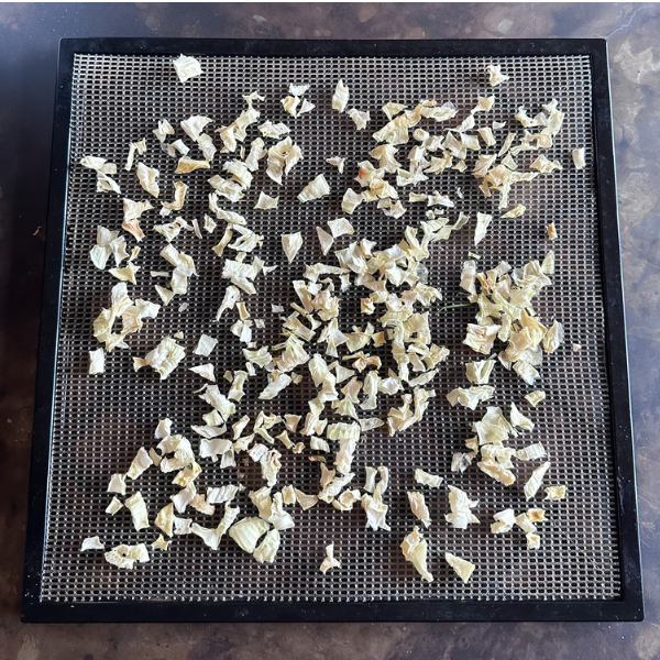 How to Dehydrate Onions | Roots & Boots