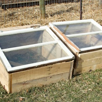 How to Build a Cold Frame out of Pallets How to Build a Cold Frame out of Pallets